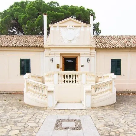 Torre Artale Hotel Trabia