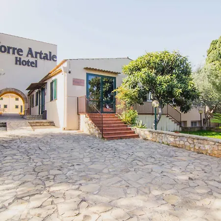 Hotel Torre Artale 4*