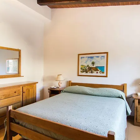 Hotel Torre Artale 4*