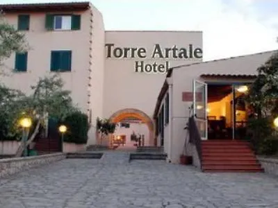 Torre Artale 4* تْرابْيا