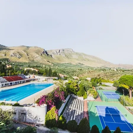 Torre Artale Hotel 4*
